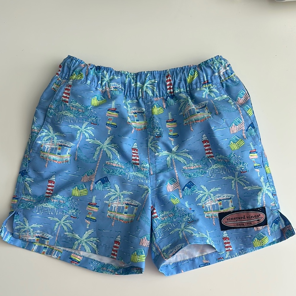 Vineyard Vines Blue Tropical Print Shorts
